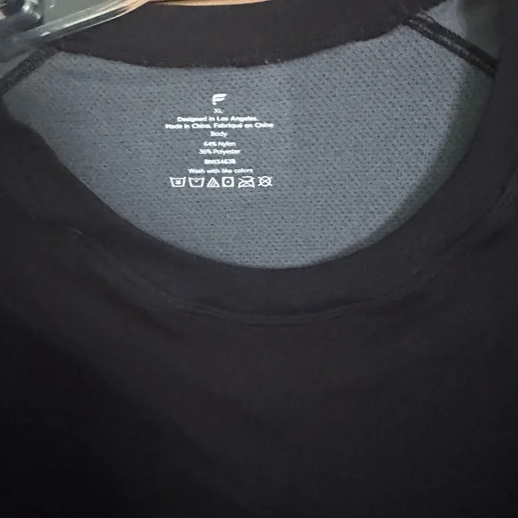 Fabletics Black Long Sleeve Active Wear Men Sz XL - Picture 3 of 3